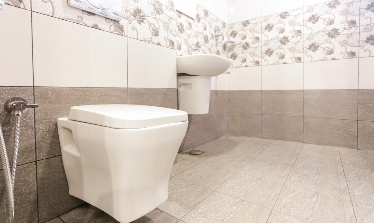 Treebo Trend Cmks Gulmohar Suites Kochi Eksteriør billede